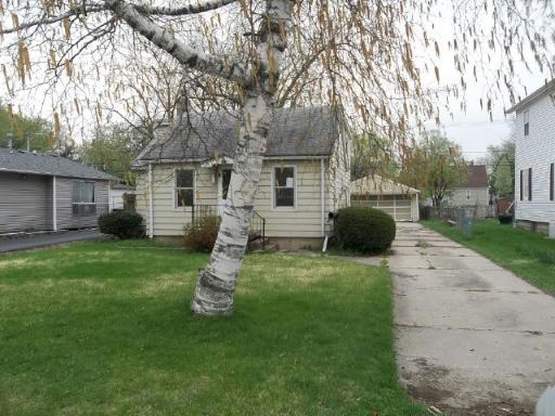 1162 Gates St., Aurora, IL 60505