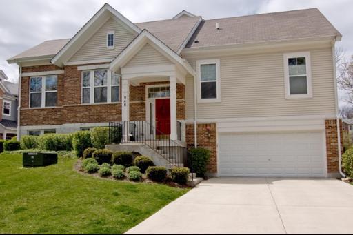 940 Tuscany Dr., Streamwood, IL 60107