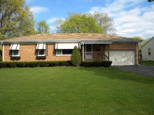 183 Petersen Pkwy., Crystal Lake, IL 60014