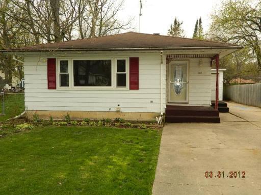 166 Cecelia St., Grayslake, IL 60030