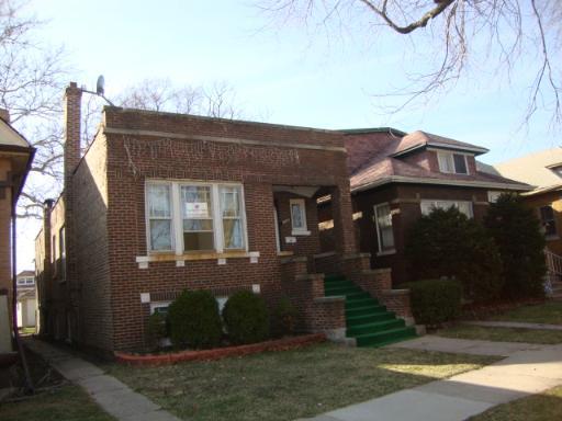 2242 Kenilworth Ave., Berwyn, IL 60402