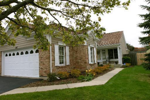 441 Park Barrington Dr., Barrington, IL 60010