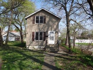 607 Richmond St., Joliet, IL 60436