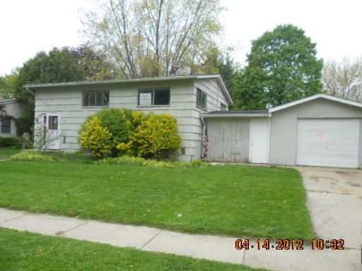 130 Ridge Ln., Geneva, IL 60134