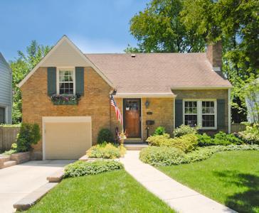 2001 Greenwood Ave., Wilmette, IL 60091