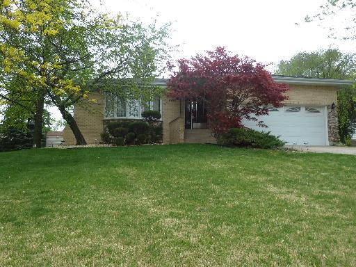 8930 W 98th Pl., Palos Hills, IL 60465