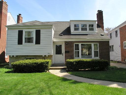 839 S Kensington Ave., La Grange, IL 60525