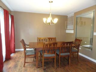 305 Shadowbend Dr., Wheeling, IL 60090