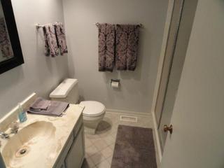 305 Shadowbend Dr., Wheeling, IL 60090