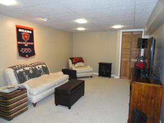 305 Shadowbend Dr., Wheeling, IL 60090