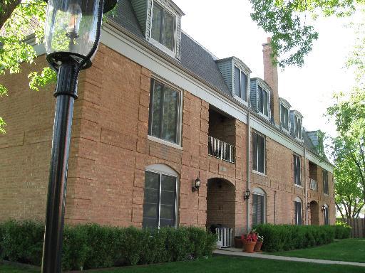 1445 Shermer Rd. #6A, Northbrook, IL 60062