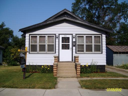 2833 Hanson St., Rockford, IL 61109