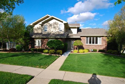 1 Aspen Ct., Lemont, IL 60439