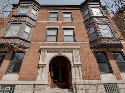 810 W Buckingham Pl. #1W, Chicago, IL 60657