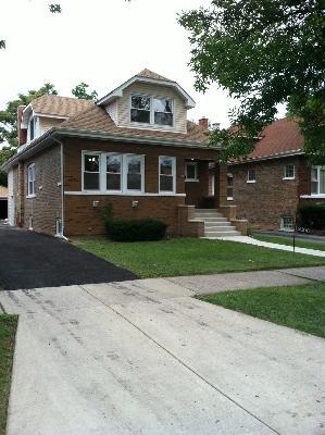 2106 S 10th Ave., Maywood, IL 60153