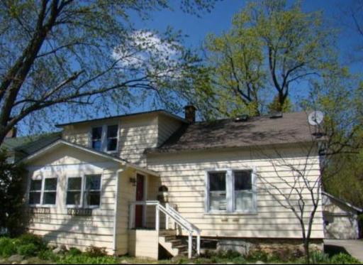72 Center St., Crystal Lake, IL 60014