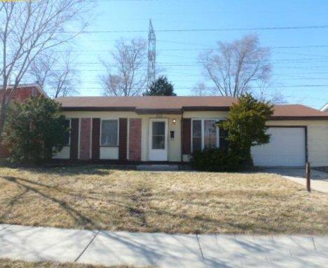 218 Hemlock Ave., Romeoville, IL 60446