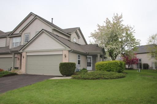 2092 Constitution Ct., Elgin, IL 60123
