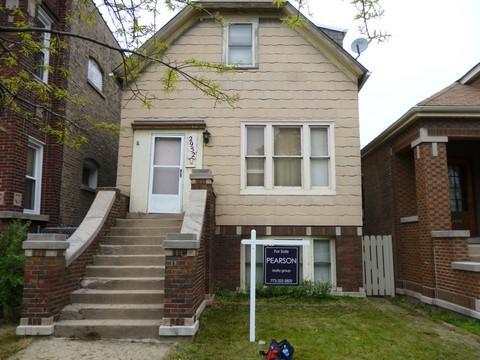 2952 W Fletcher St., Chicago, IL 60618