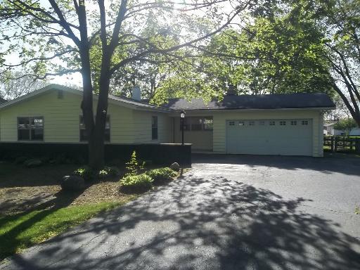 2S330 Hart Rd., Batavia, IL 60510