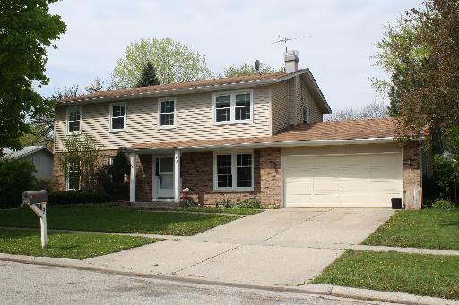 47 Devonshire Cir., Elgin, IL 60123