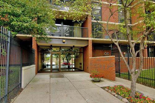 3021 S Michigan Ave. #404, Chicago, IL 60616