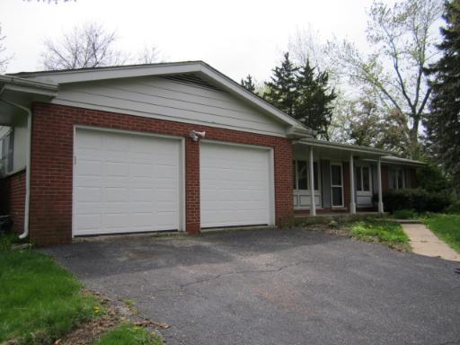 128 Howe Ter., Barrington, IL 60010