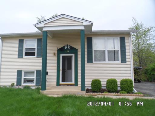 228 Hayes Ave., Romeoville, IL 60446