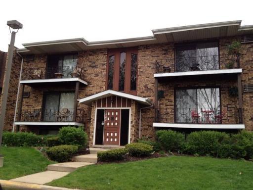 1442 Willow Ln., Westmont, IL 60559