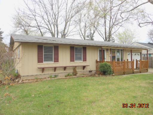 426 Fenton Ave., Romeoville, IL 60446