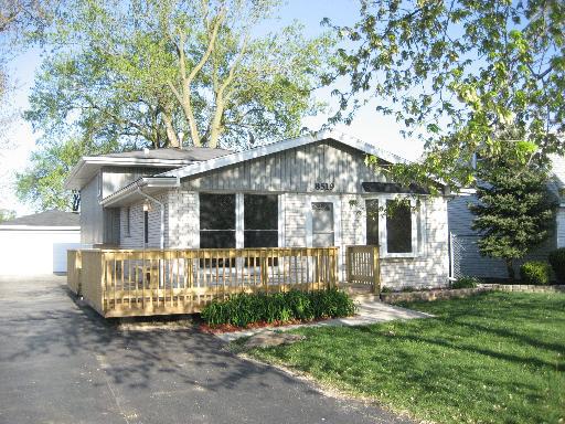 8519 S 78th Ct., Justice, IL 60458