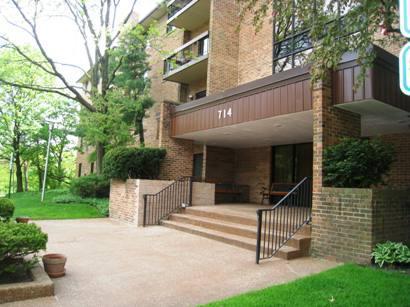 714 Walnut Dr. #405, Darien, IL 60561