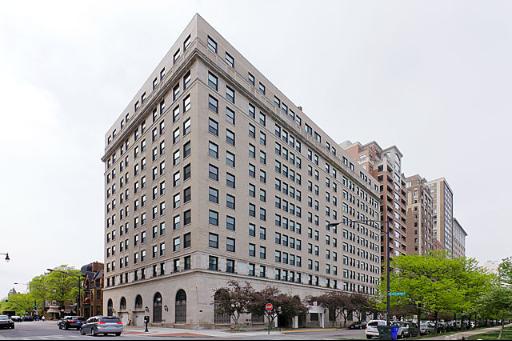 2100 N Lincoln Park West Ave. #6FN, Chicago, IL 60614