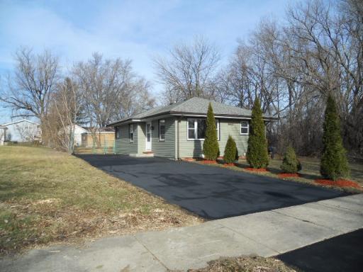 539 E Crest Ave., Bensenville, IL 60106
