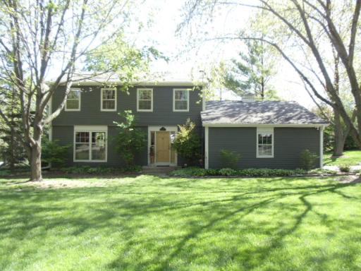 107 Terrace Dr., Tower Lakes, IL 60010