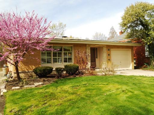 704 S Waiola Ave., La Grange, IL 60525