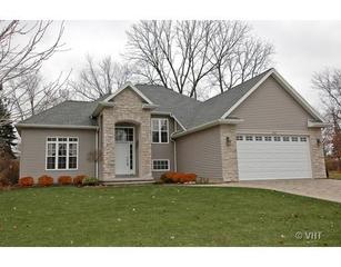 542 Madison Ct., East Dundee, IL 60118