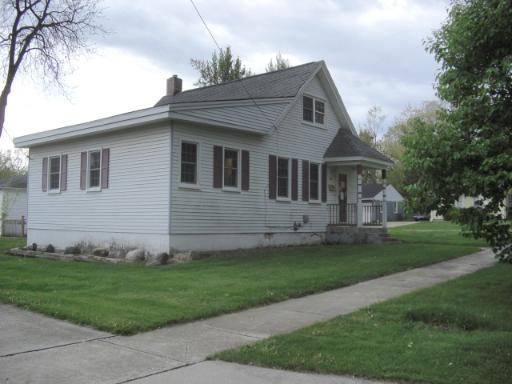 721 Oak St., Elgin, IL 60123