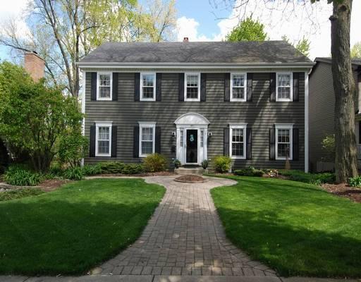 287 Spring Ave., Glen Ellyn, IL 60137