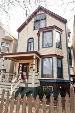 3915 N Marshfield Ave., Chicago, IL 60613