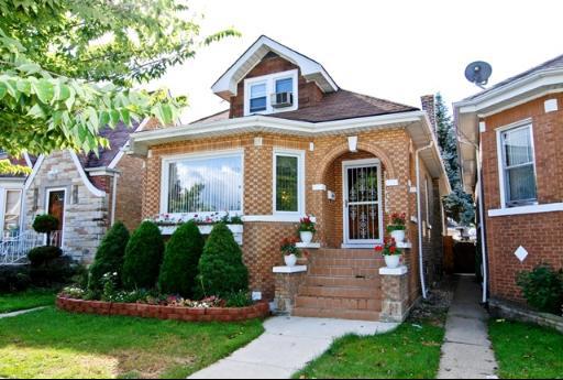 5805 W Roscoe St., Chicago, IL 60634