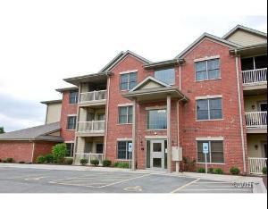 20345 S Rainford Rd. #1B, Frankfort, IL 60423