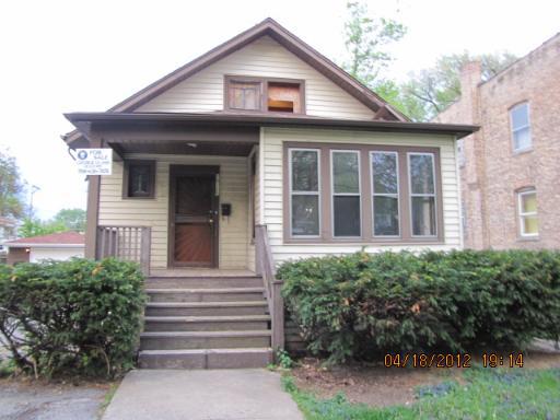 10125 S Charles St., Chicago, IL 60643