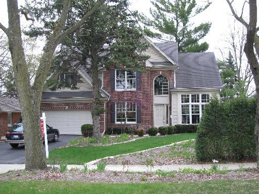 961 Oxford Rd., Glen Ellyn, IL 60137