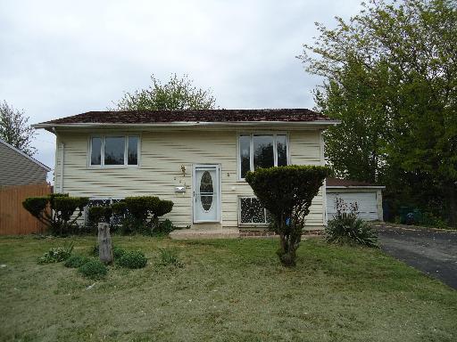 224 Mckool Ave., Romeoville, IL 60446