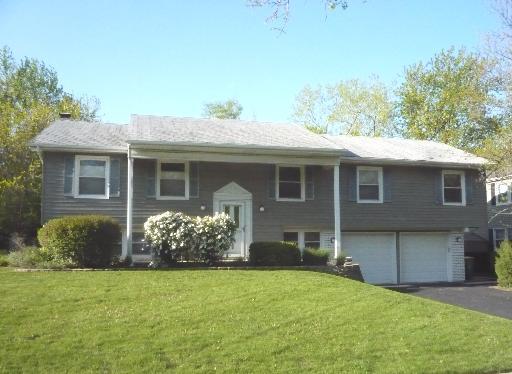 600 Twisted Oak Ln., Buffalo Grove, IL 60089