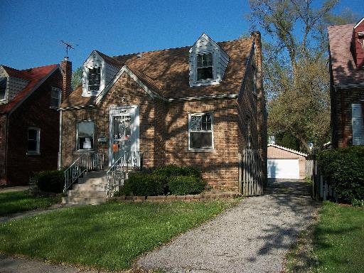 1925 S 22nd Ave., Maywood, IL 60153