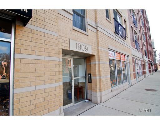 1915 W Diversey Ave. #201, Chicago, IL 60614