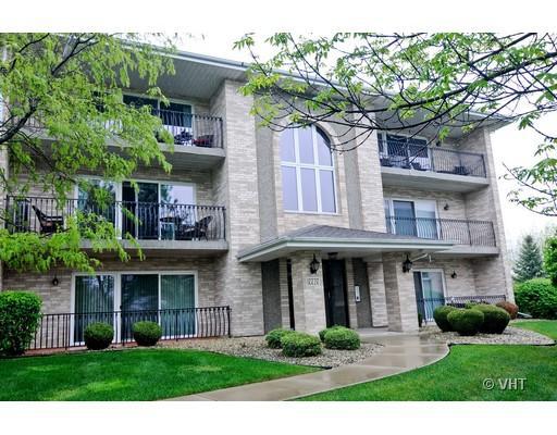 17727 Bernard Dr. #2D, Orland Park, IL 60467