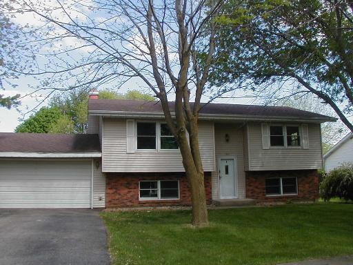 396 Tenth St., Mazon, IL 60444